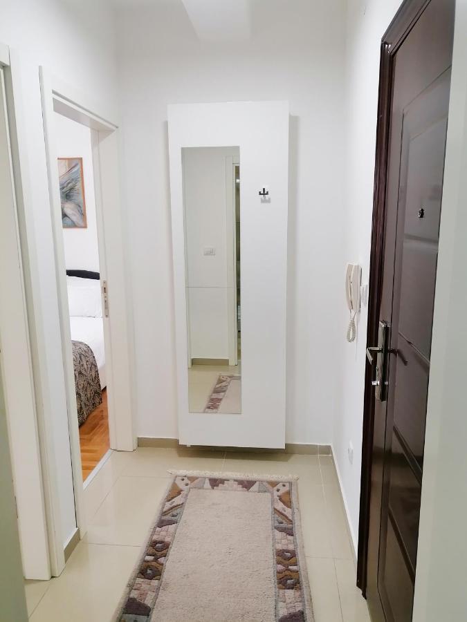 Apartman Mia Sremska Mitrovica Exterior foto