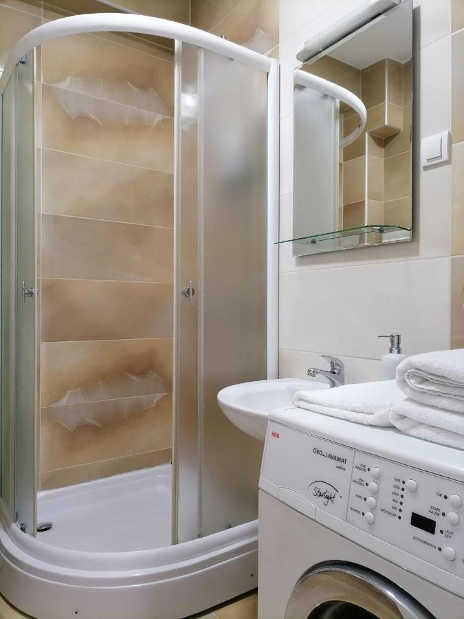 Apartman Mia Sremska Mitrovica Exterior foto
